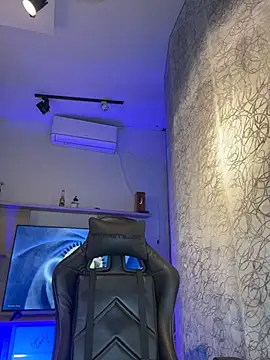 saracaball_ webcam