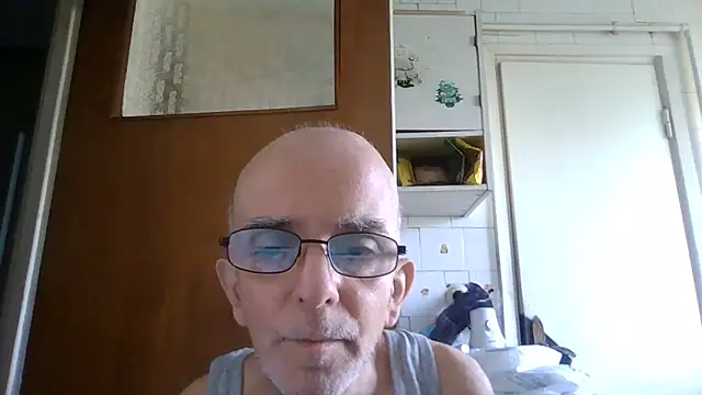 mariusica1@xh webcam