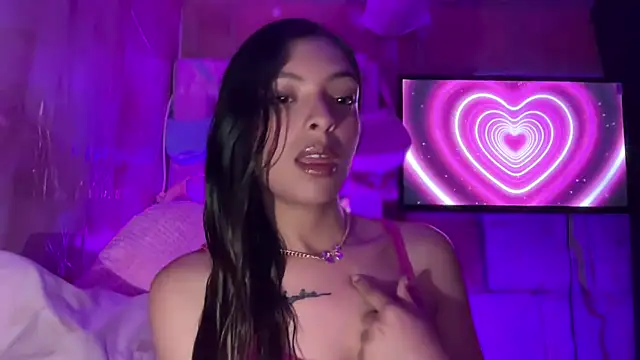 Skye_Moore webcam