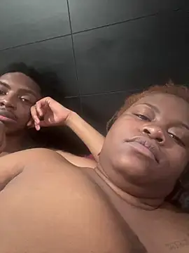 sweetcummer2 live cam