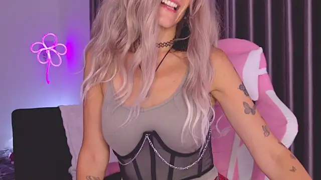 betty_xoxoo webcam