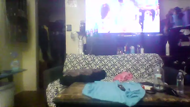 BRUNETTE4U webcam