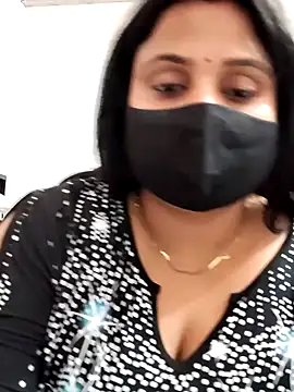 Your-Cherry live cam on StripChat