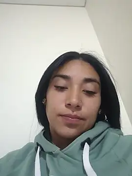 Kayle_Aurora webcam