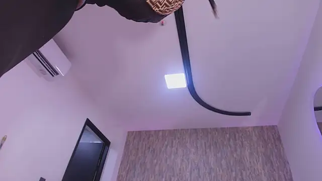 raven_lilith_ webcam