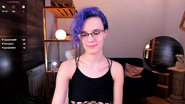 AuraLaunni webcam