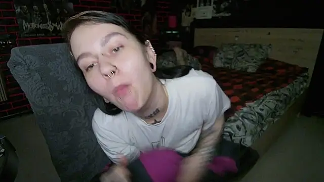 MessalinaOfficial webcam