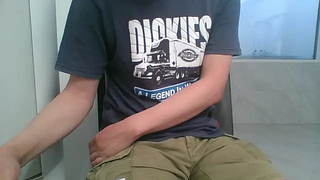 nole_china7 (Ask my age) - talk / fun / cum