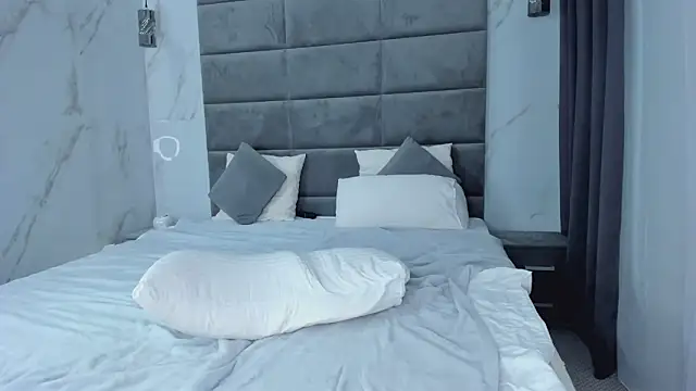 Chloee_White webcam