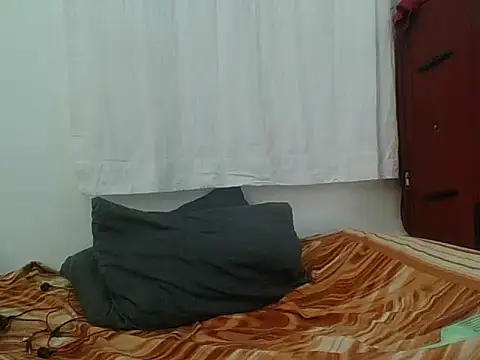 Nasty_petitee webcam