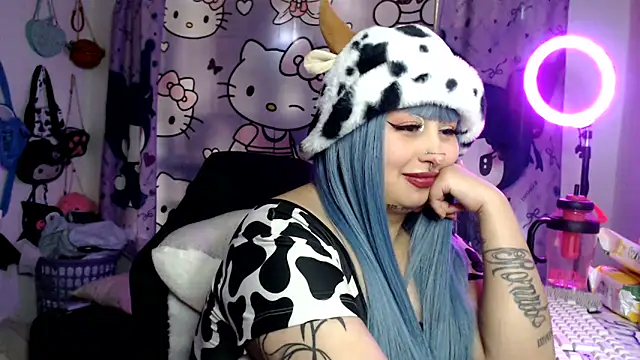 lussyevans24 live cam on StripChat