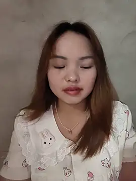 Mina_xYx webcam