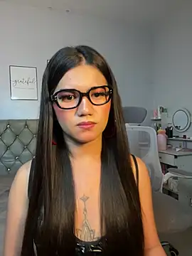 JassmineLove webcam