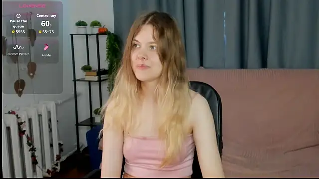 Glitch_Doll webcam
