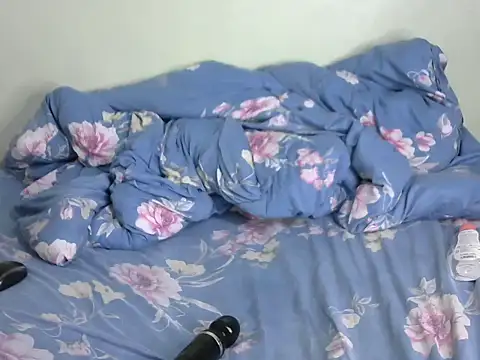 pretty_julie22 webcam