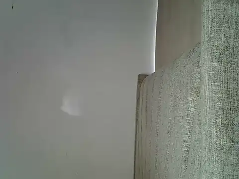 Prettieme12 webcam