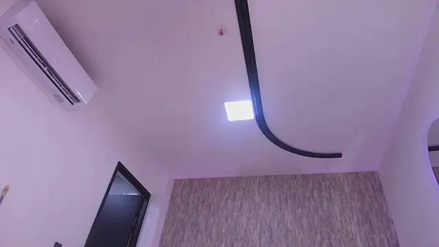 raven_lilith_ webcam
