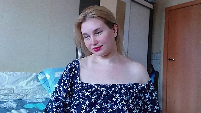 mmmPinUpGirl webcam
