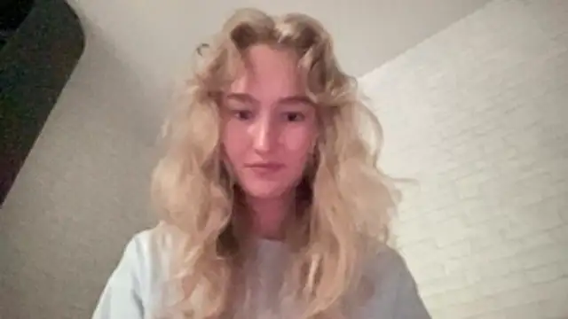 MissMillyx live cam on StripChat