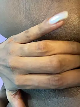 Small_Titss live cam