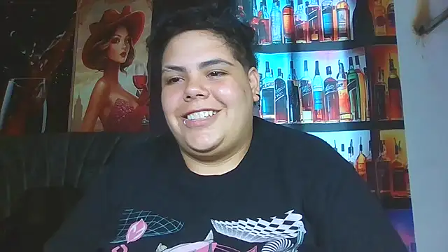 Hailey_Curvy live cam