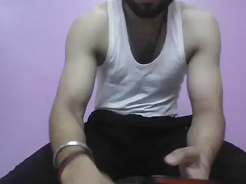 horse_blackcock (M twink) - oil in dick