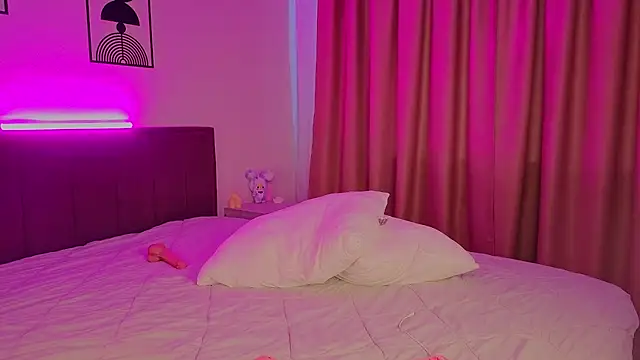 Olivia-Pink live sex cam