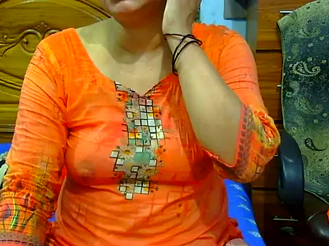 Horny_Doll24 webcam