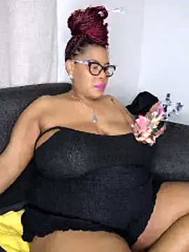 ExclusiveLeexx live cam on StripChat