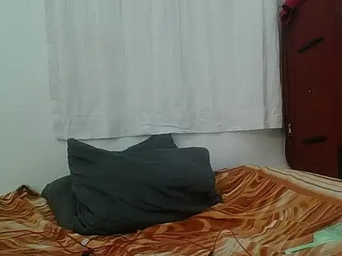 Nasty_petitee webcam