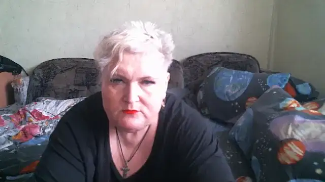 Lana555 live cam on StripChat