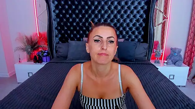 Rebecca_Diamond webcam