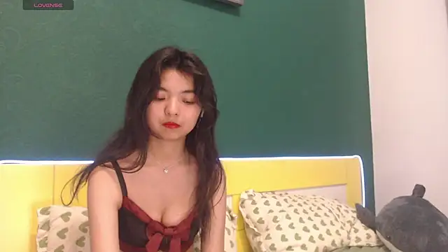 Shy_Kira webcam