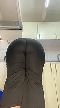 Chloee_Peach live cam