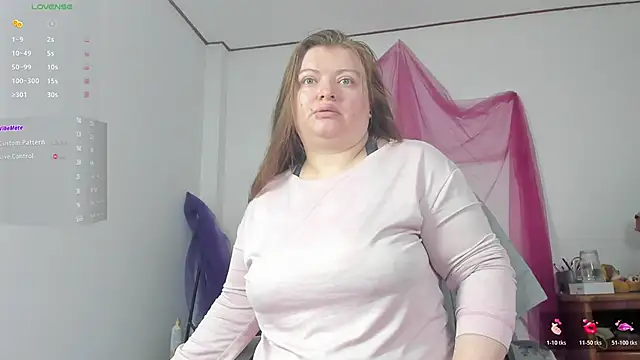 Queensamantha777 webcam