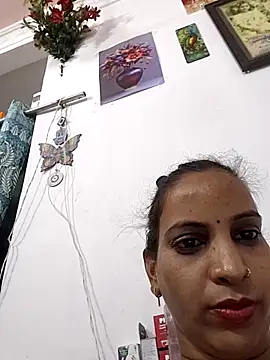 Sexy-Kajal2 webcam