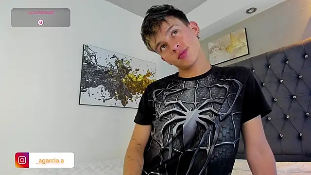 LiamWildx20 live sex cam