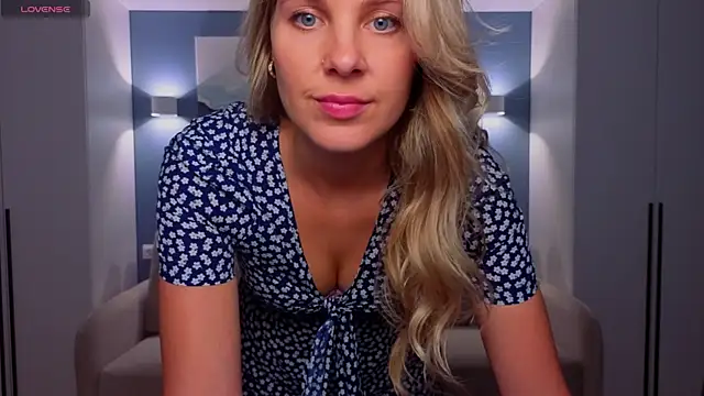 melaniebennett - MelanieBennett's free webcam - UK Sex Cams