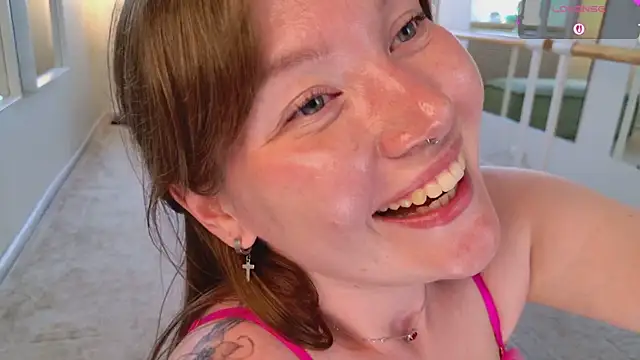 ash_hasmy - Ash_Hasmy's free webcam - UK Sex Cams