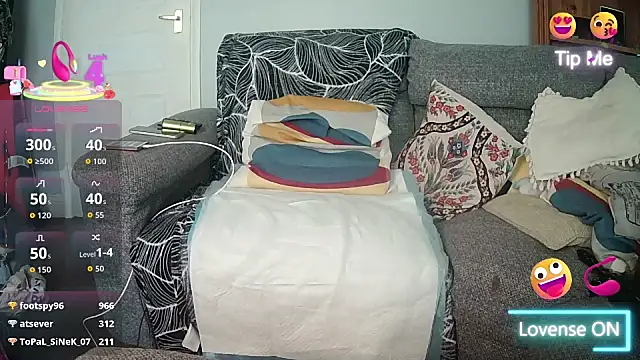 CurvyTurkishAsena_xx webcam