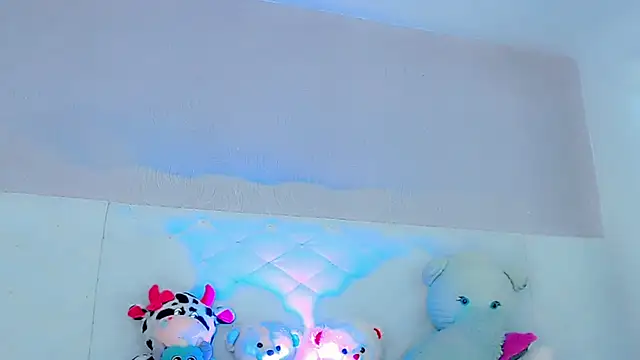catriona_queen16 live cam
