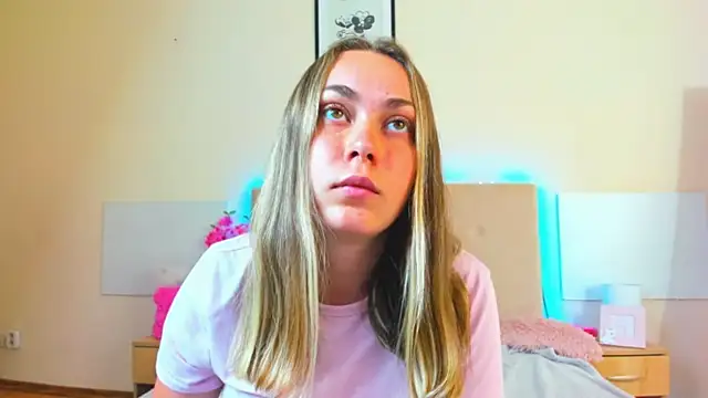 melaniecuty - MelanieCuty's free webcam - UK Sex Cams