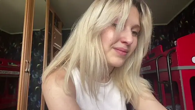 Nelly_Gilbert webcam