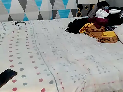 Trish_CurveCock webcam