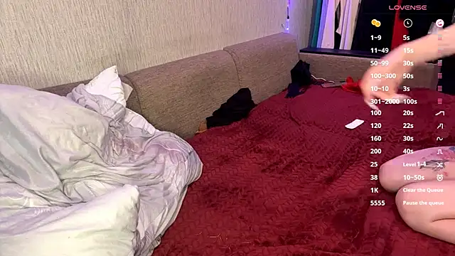 luna_frost - Luna_Frost's free webcam - UK Sex Cams