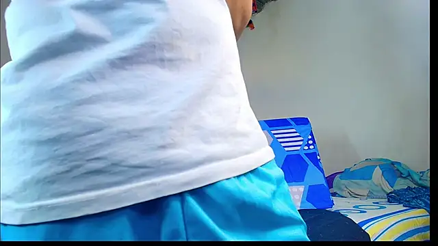 ihan_hot webcam