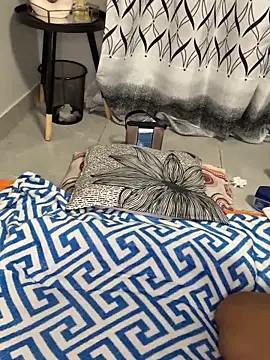 Nicole_bash live cam