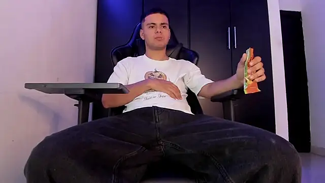 Liam_Mateo live cam