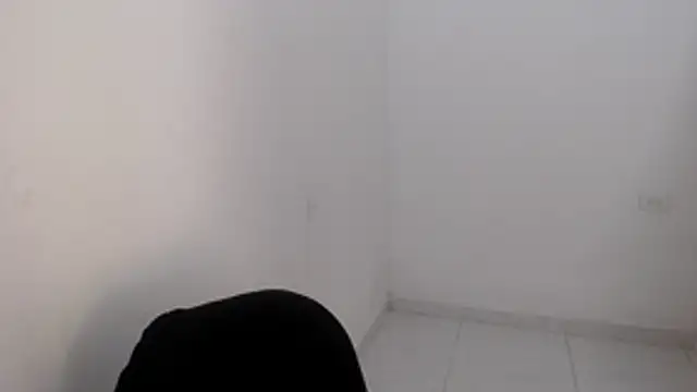 estefania224 live cam