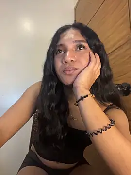 slutty_aki's live room